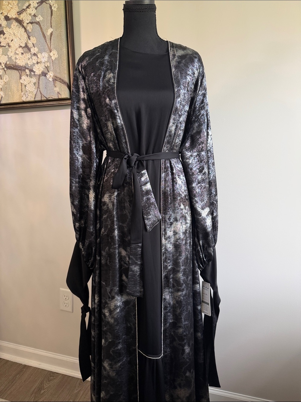 Black Marble-Print Satin abaya with Tie Belt
